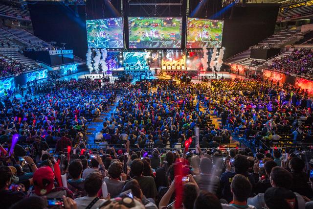 面激励着全 面激励着全