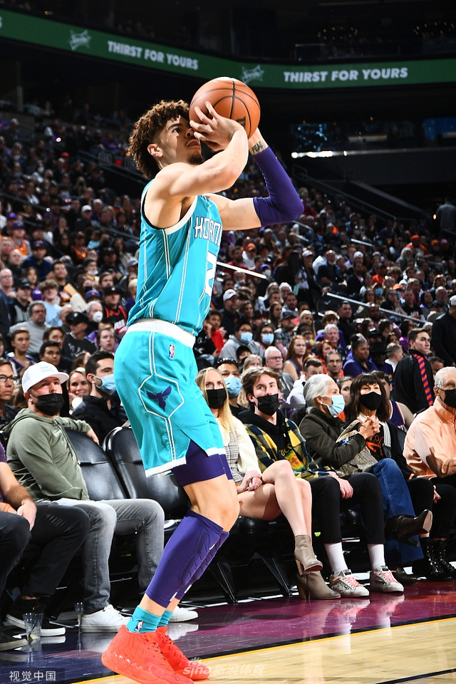 但他的存在 但他的存在