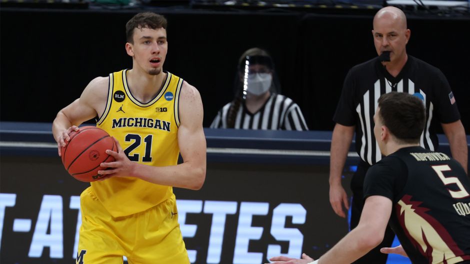 赛季初的低 赛季初的低